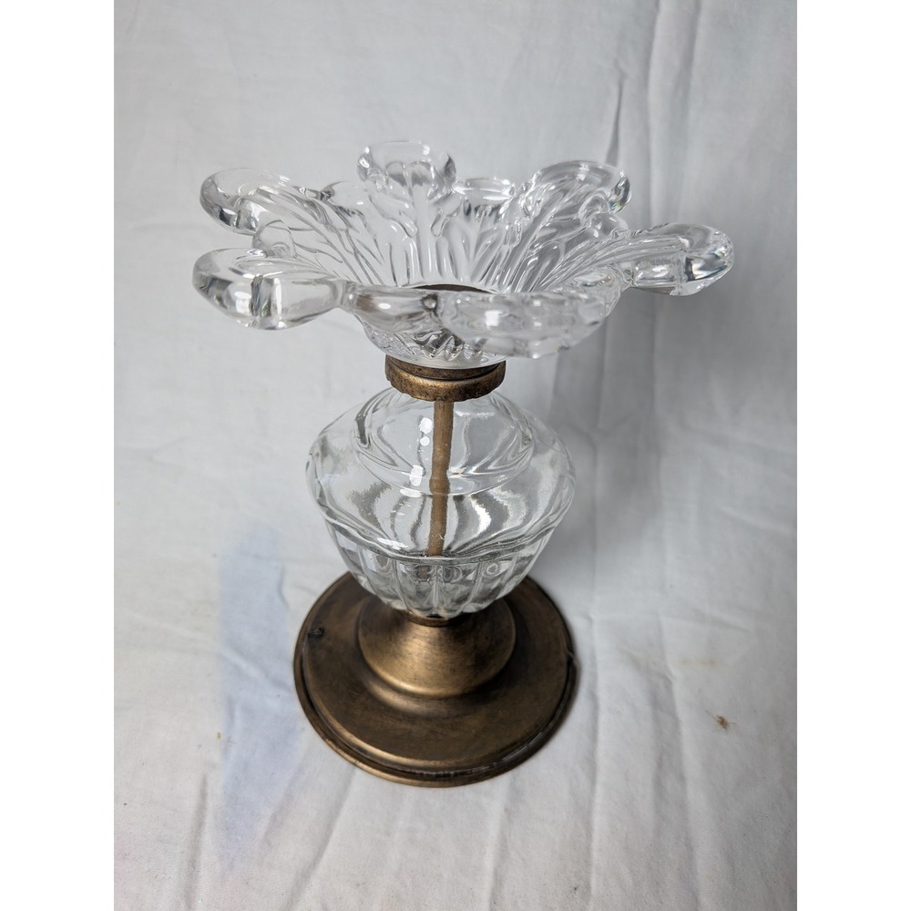 Vintage Scalloped Flower Glass Candle Holder Antique Bronze Metal Base 6.5 Inch - Picture 6 of 7